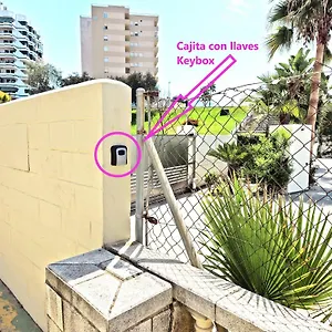on-beach-deluxe-apartment-with-pools-and-own-garden.es-andalucia.com/